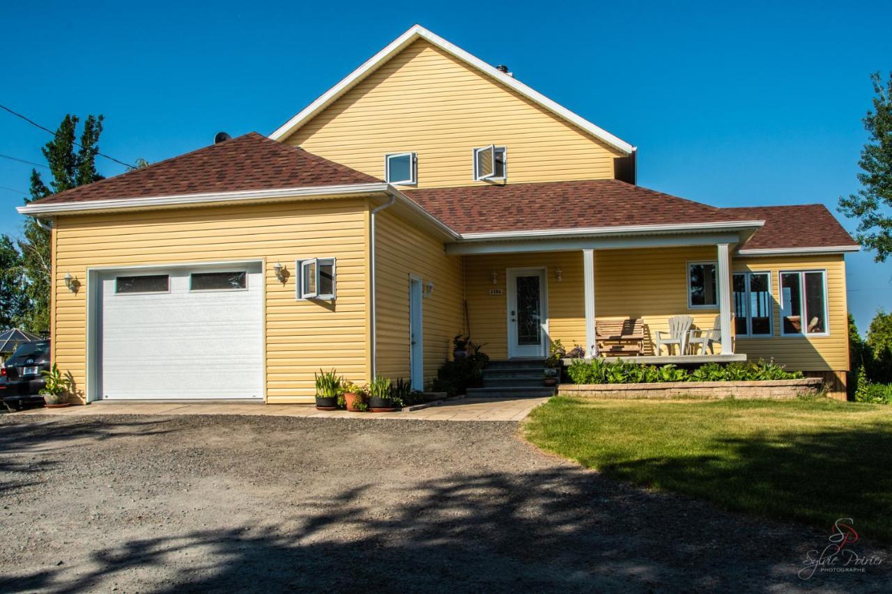 Domaine Sur Une Plage Saint Felicien Exterior photo